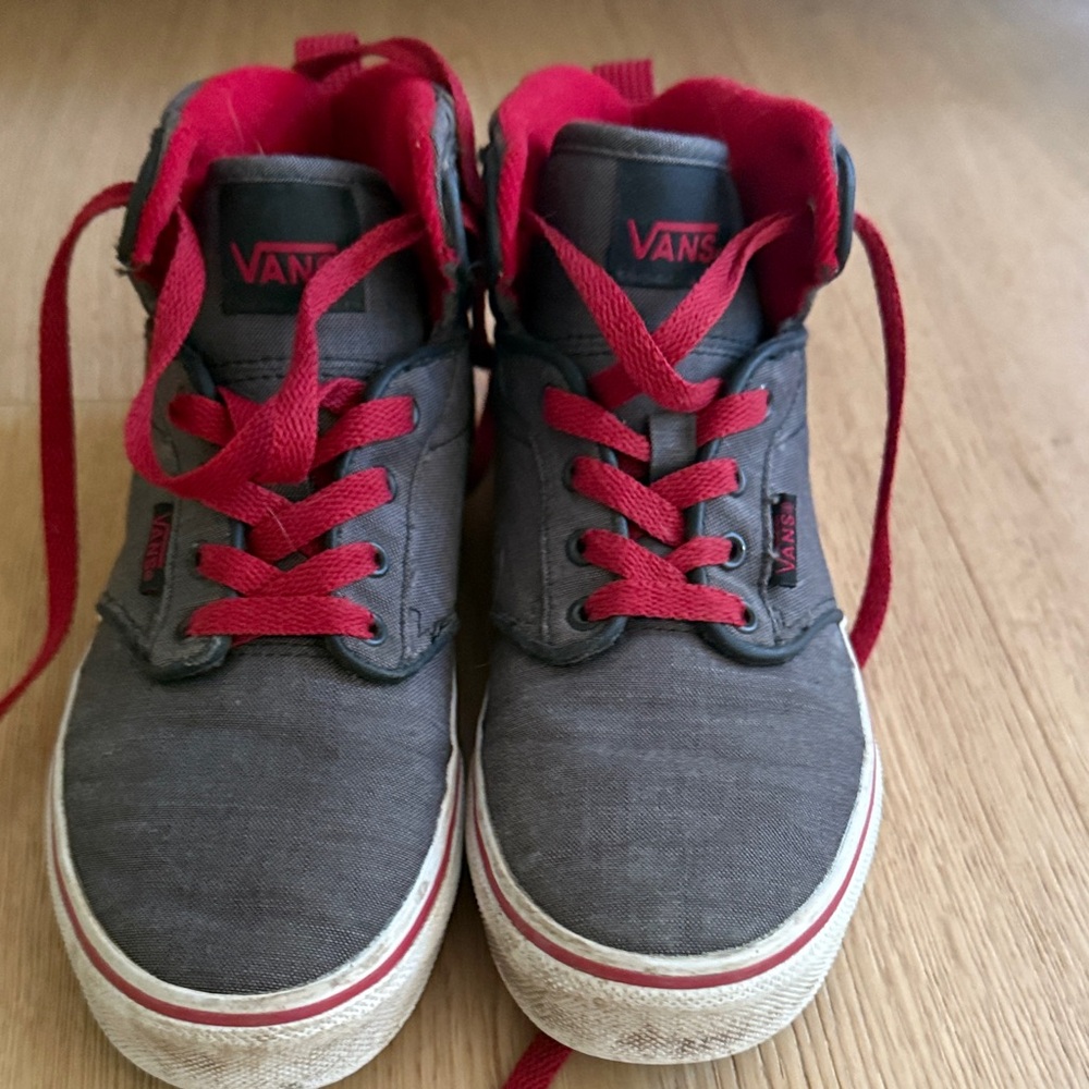 Vans Kids Sneakers - Black and Red